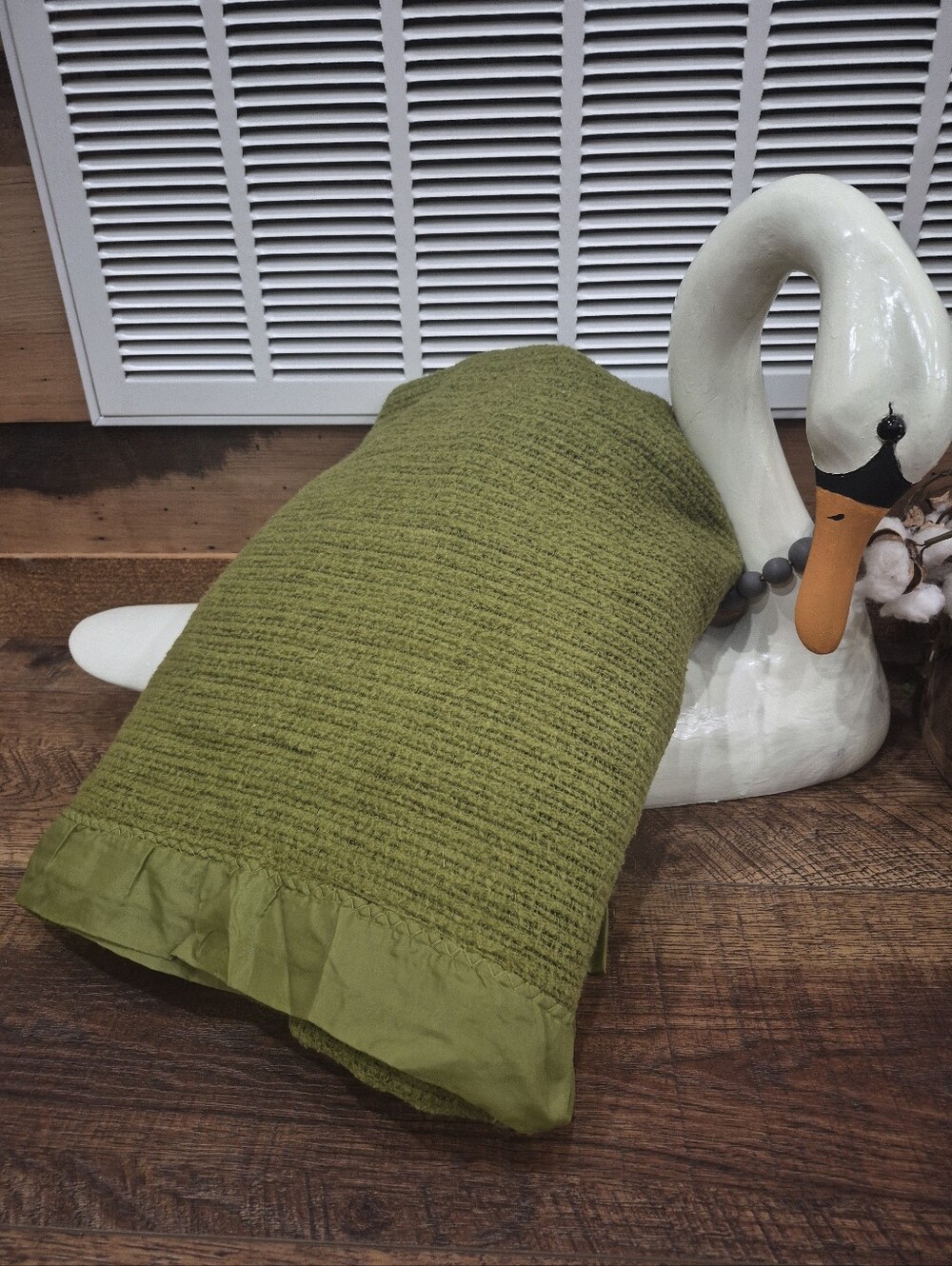 Vintage Avocado Waffle Weave Full Blanket With Satin Trim